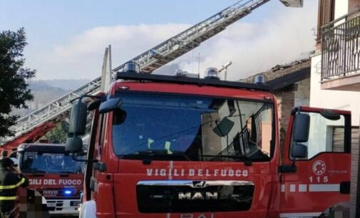 CECIMA 15/01/2024: Abitazione avvolta dalle fiamme. Intervengono i Vigili del fuoco di Voghera e Pavia