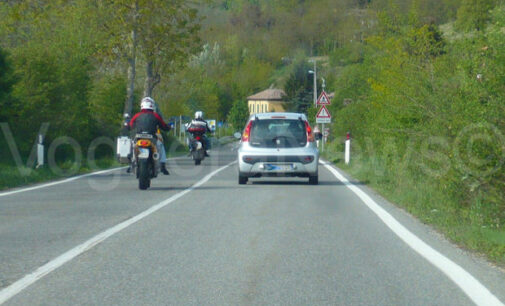 VARZI 09/04/2024: Moto sorpassa in curva. Via la patente durante la giornata di controlli dei carabinieri. Niente più patente anche  all’automobilista che ha rifiutato l’alcol test